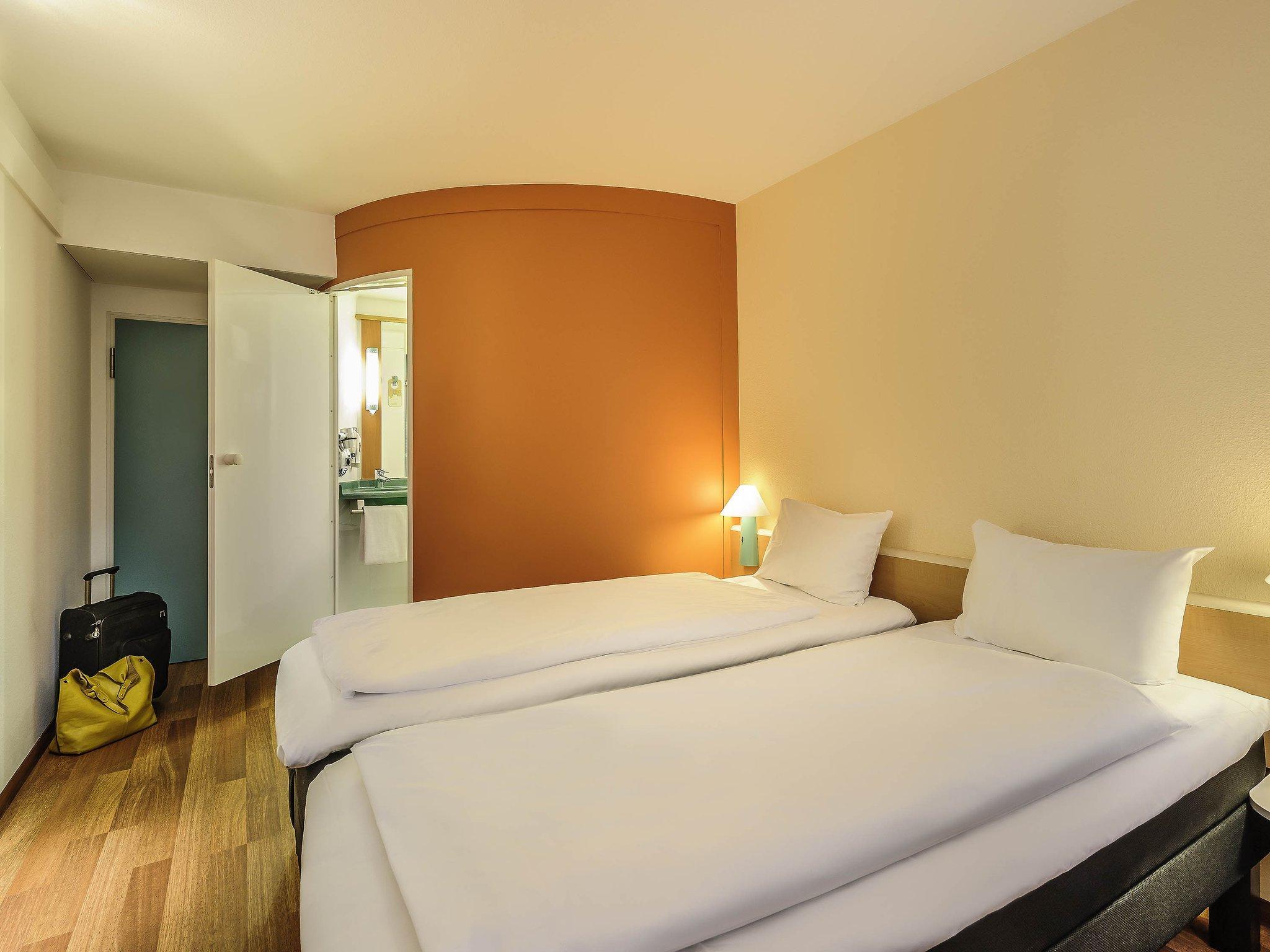 Ibis Hotel