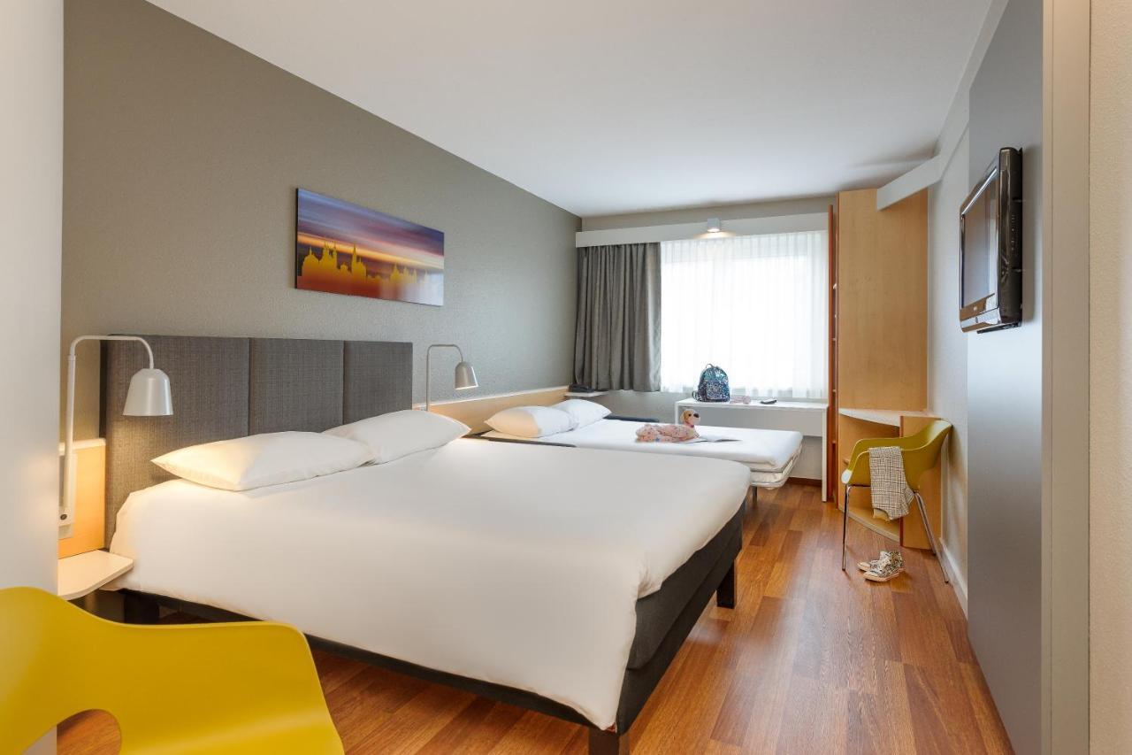 Ibis Hotel