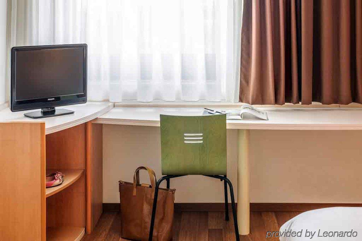 Hotel Ibis 2*